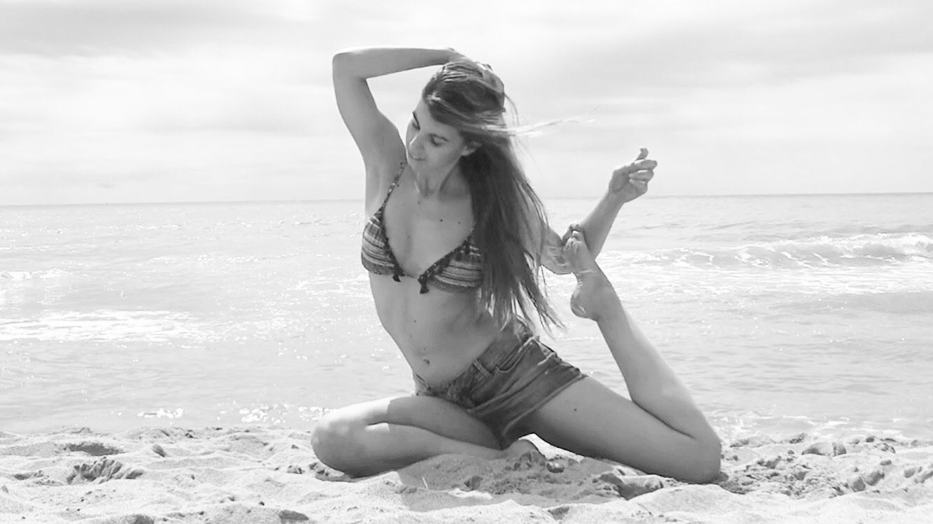 Yoga Body Shake, a fusion of yoga and dance