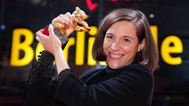 Carla Simón, directora de cine catalana, ganó el Oso de oro de la Berlinale 2022