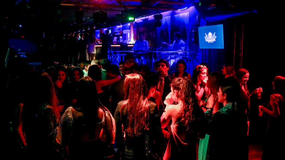 Reabren las discotecas en Barcelona después de 20 meses de cierre