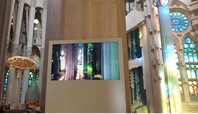 16 televisores 8K de Samsung hacen parte de la Sagrada Familia