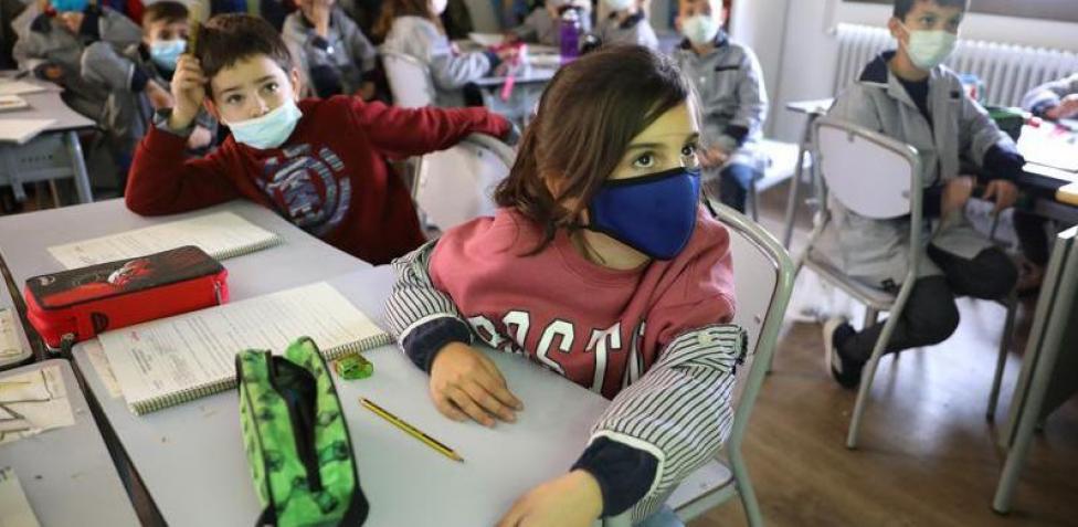 Los niños en Cataluña regresarán al cole sin cubrebocas