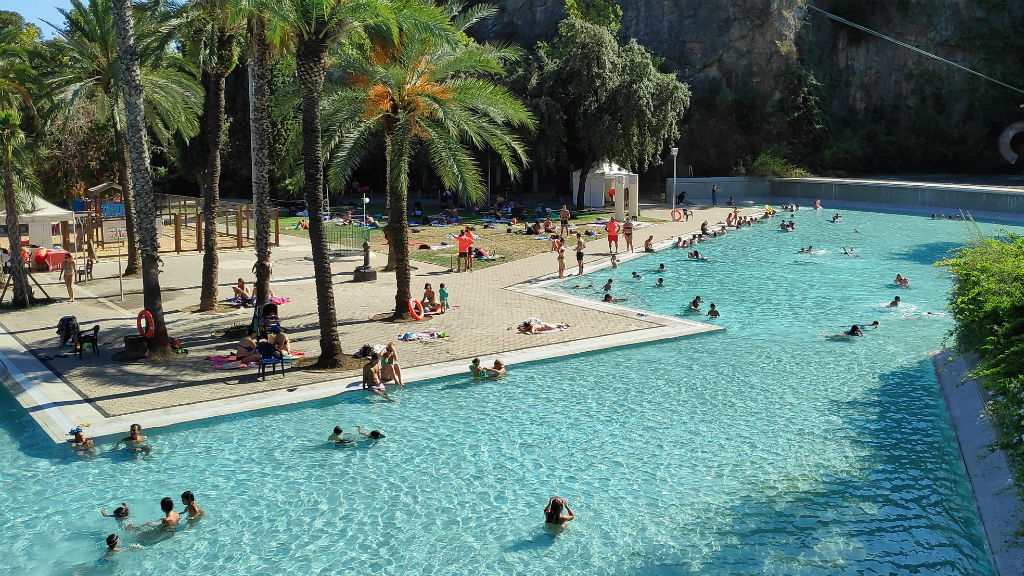 The fantastic Creueta del Coll swimming pool (artificial lake)