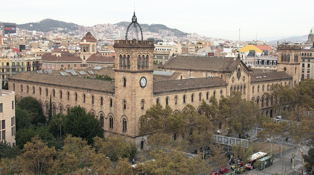 150th Anniversary of Universitat de Barcelona: restored and historical