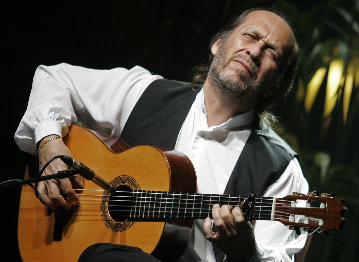 Tribute to Paco de Lucia: by candlelight and Spanish guitar