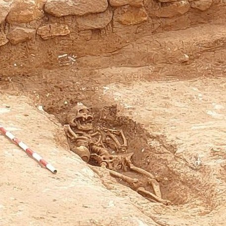 Cinco nuevas tumbas romanas y otros cadáveres de la época hallados en Can Batlló