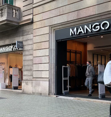 mango kids Barcelona