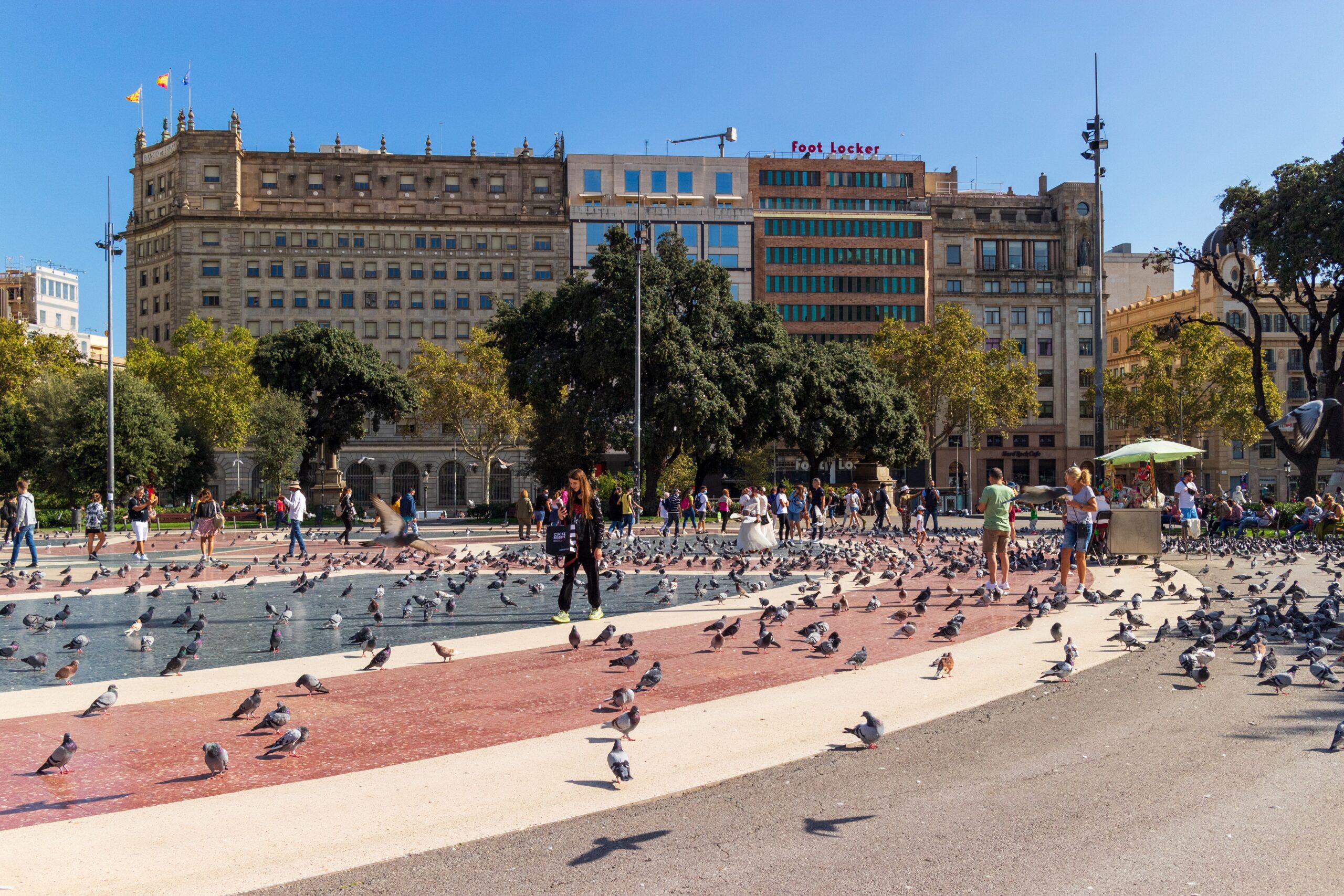 Tesoros Ocultos En Plaza Catalunya Tesoros Ocultos En Plaza Catalunya