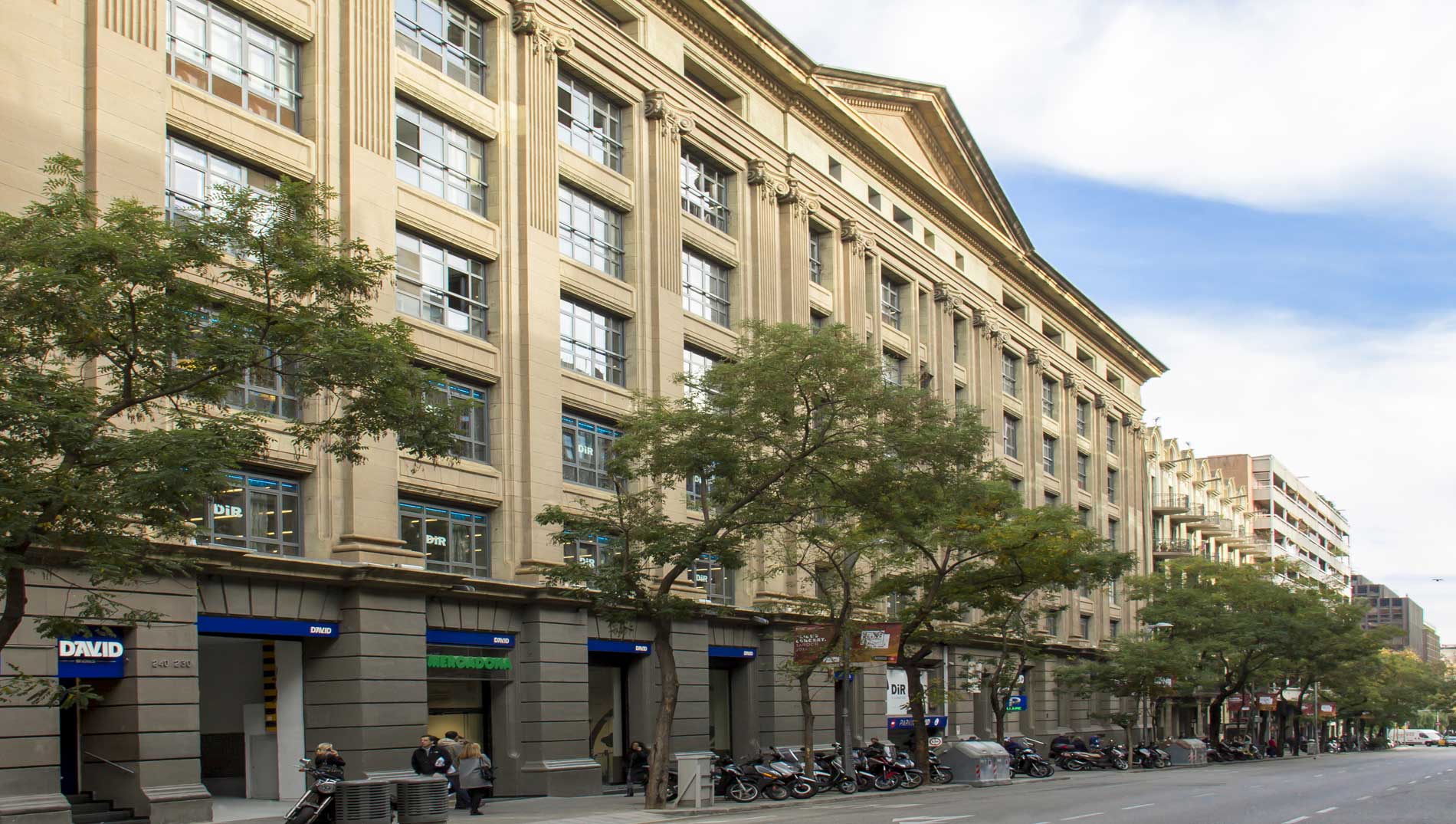 3 edificios de arquitectura única para conocer en Barcelona