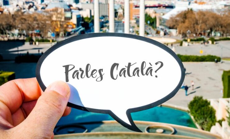 El Desafío Lingüístico en la Sanidad Catalana: La Promoción del Catalán