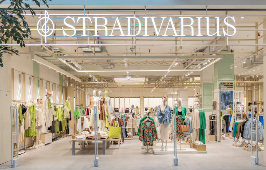 La tienda de Stradivarius, la más grande del mundo, abrió en el centro de Barcelona