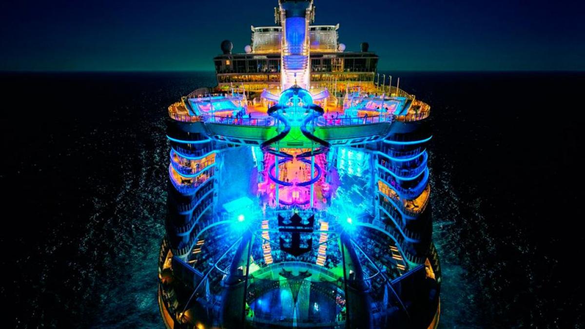 La Symphony of the Seas di Royal Caribbean testa con successo il biocarburante a Barcellona