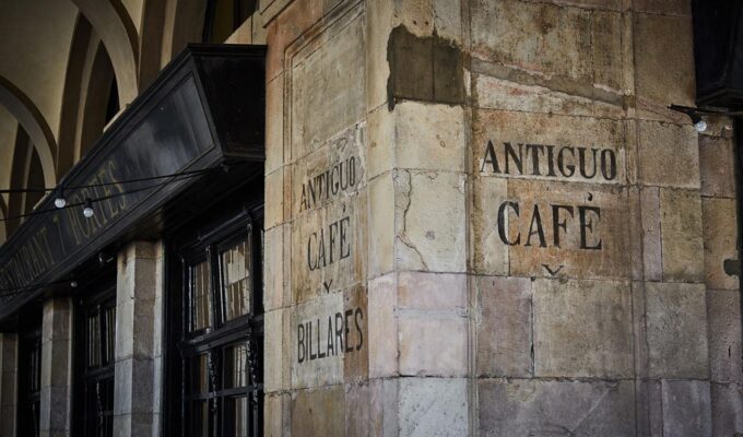 Restaurante 7 Portes desde 1836: templo de la cocina catalana