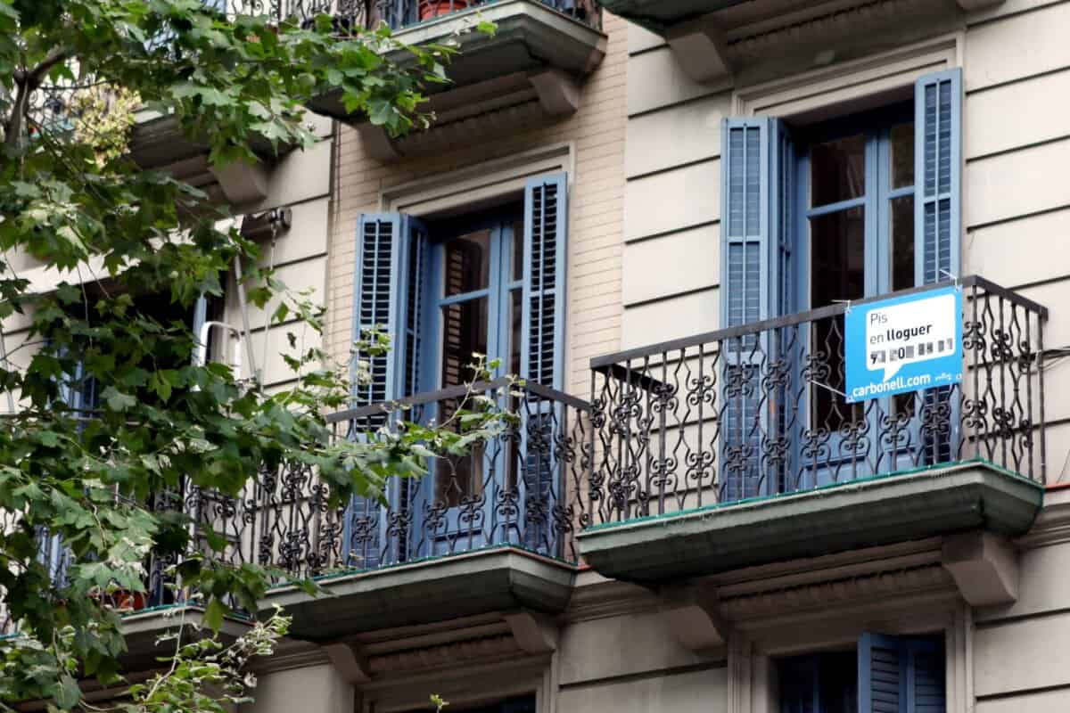 Cataluña busca limitar el alza de los precios de alquiler con la Ley de Vivienda