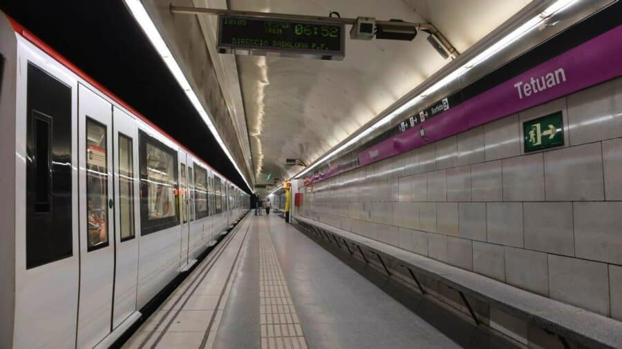 Barcelona contará con el servicio de metro abierto durante 67 horas