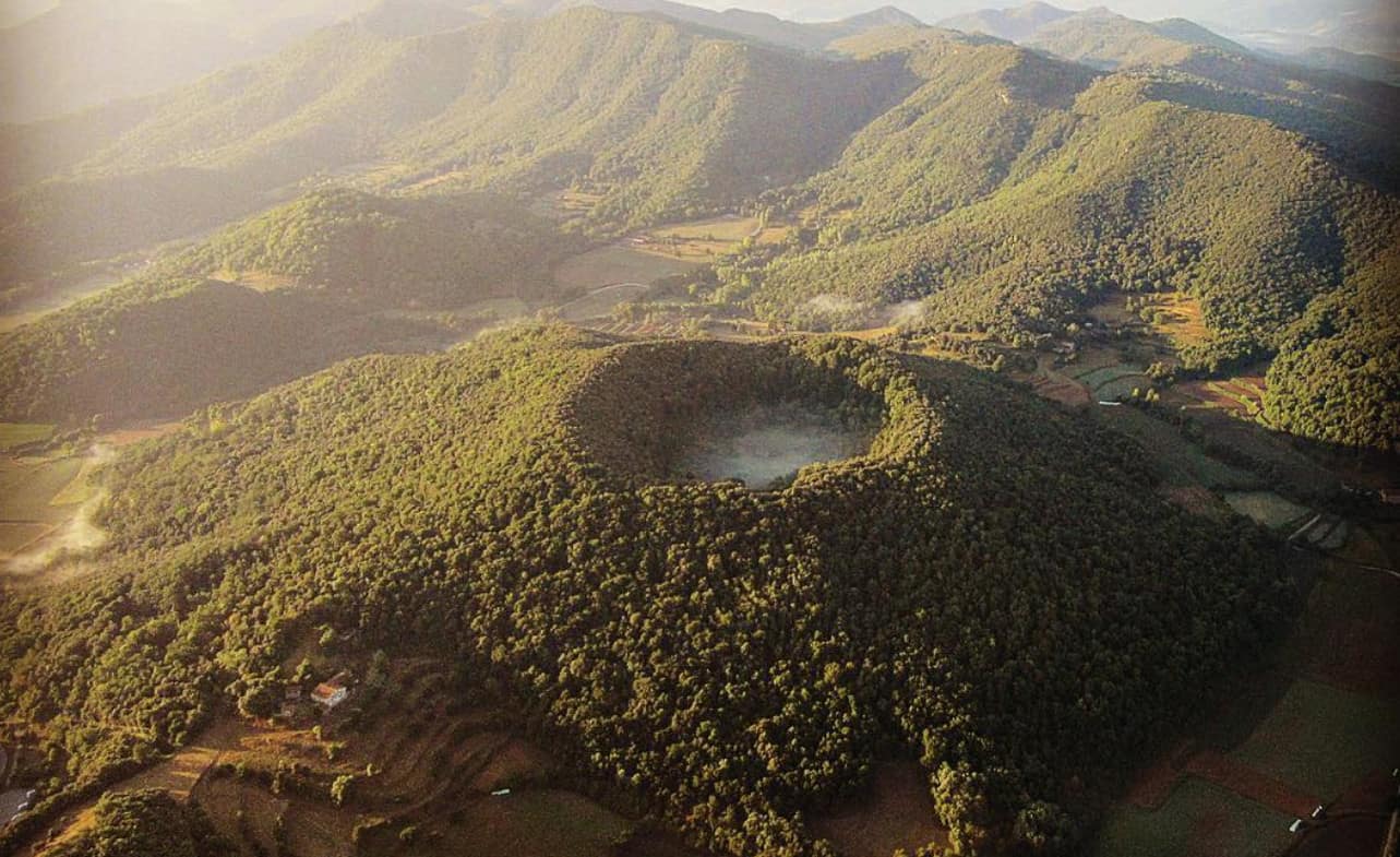 Water volcanoes of Pallars Jussà: Mars on Earth and in the middle of Catalonia  