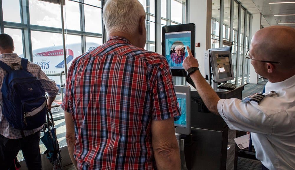 Facial recognition begins at El Prat without using boarding pass