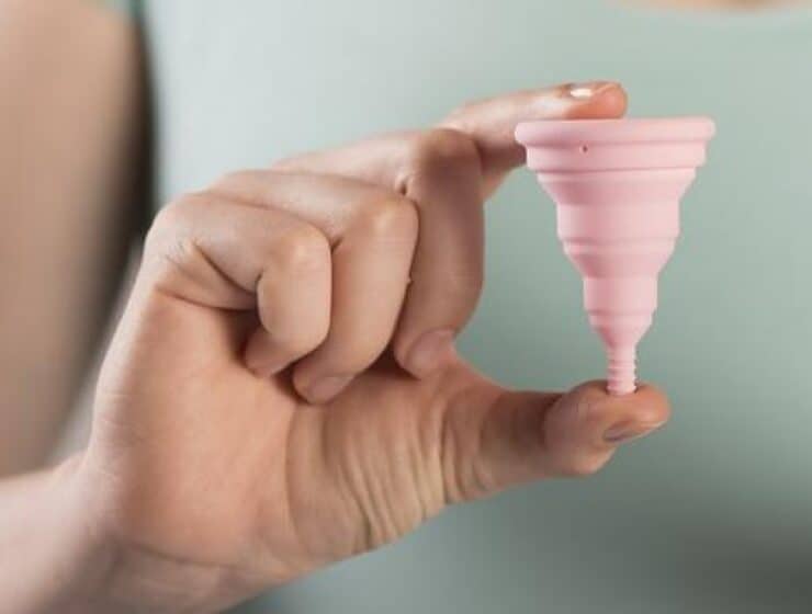 Cataluña inicia campaña para repartir productos menstruales gratuitos en farmacias