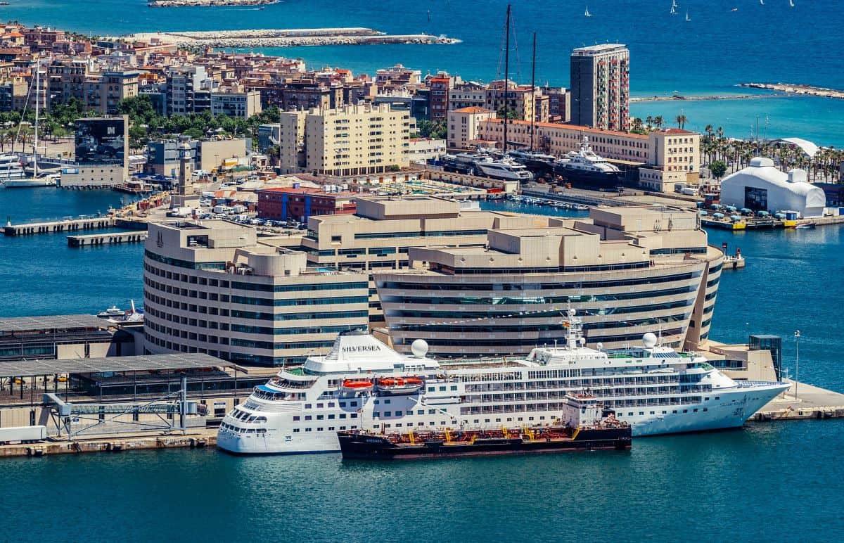 Il porto di Barcellona batte il suo record di passeggeri da crociera con 3,5 milioni di passeggeri