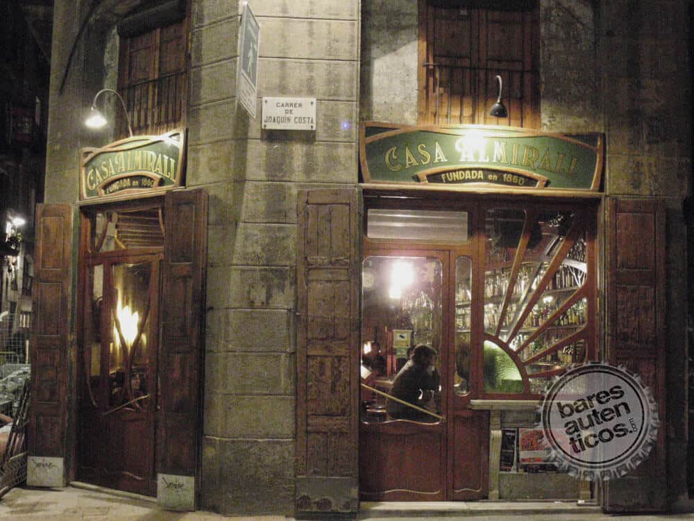 Casa Almirall, tutta una storia dal 1860 nel cuore di Barcellona