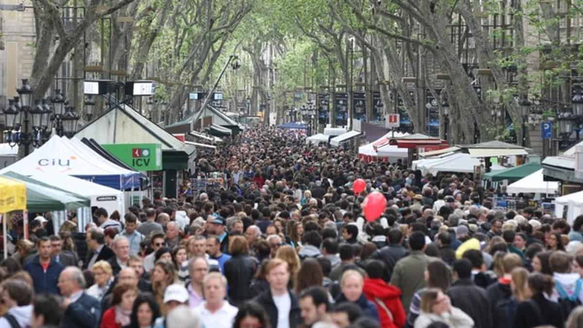 17.2% of the total population of Catalonia is made up of foreign residents.