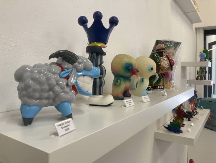Sra. Gallery, el espacio de arte en Barcelona dedicado a los Art Toys