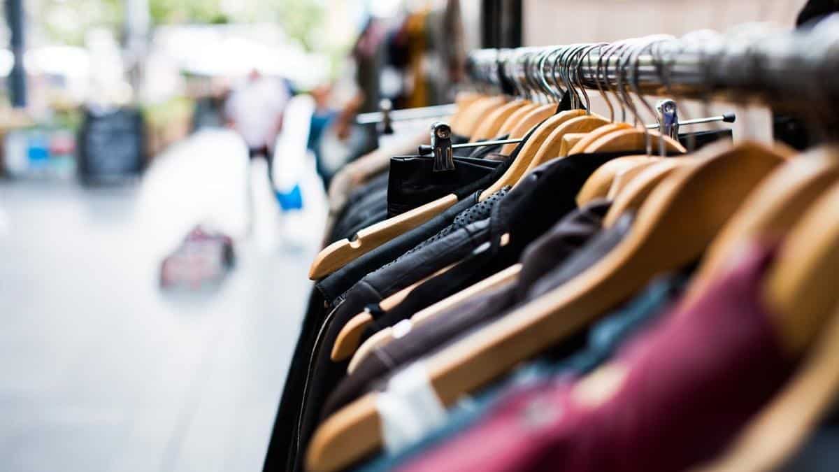 Large clothing stores would have a space for second-hand goods